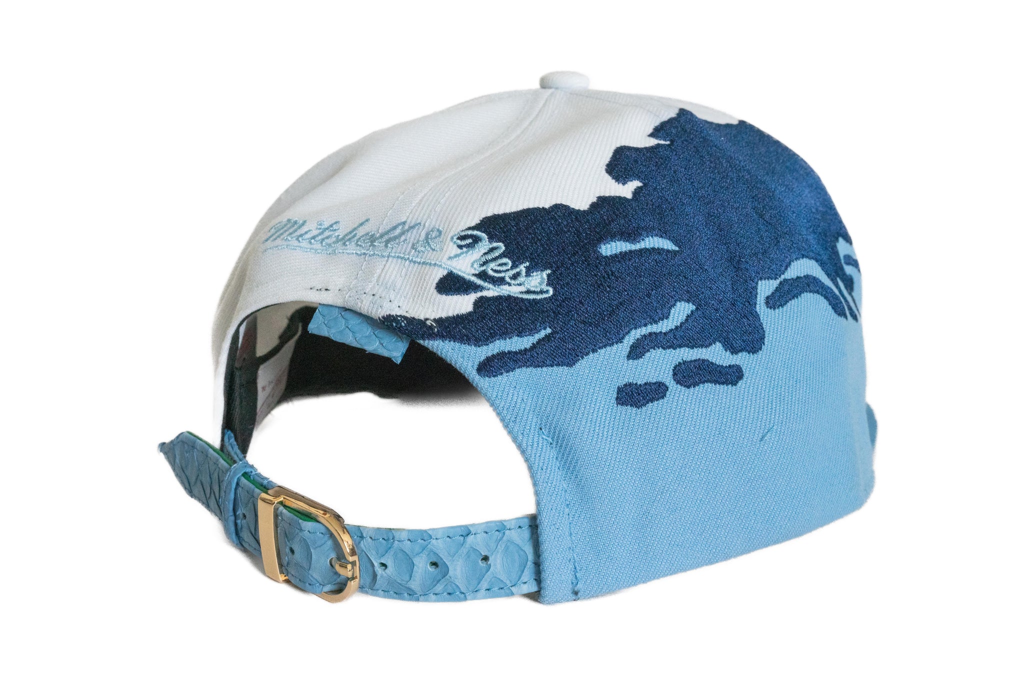 Custom Mitchell & Ness North Carolina Tar Heels Paintbrush Strapback