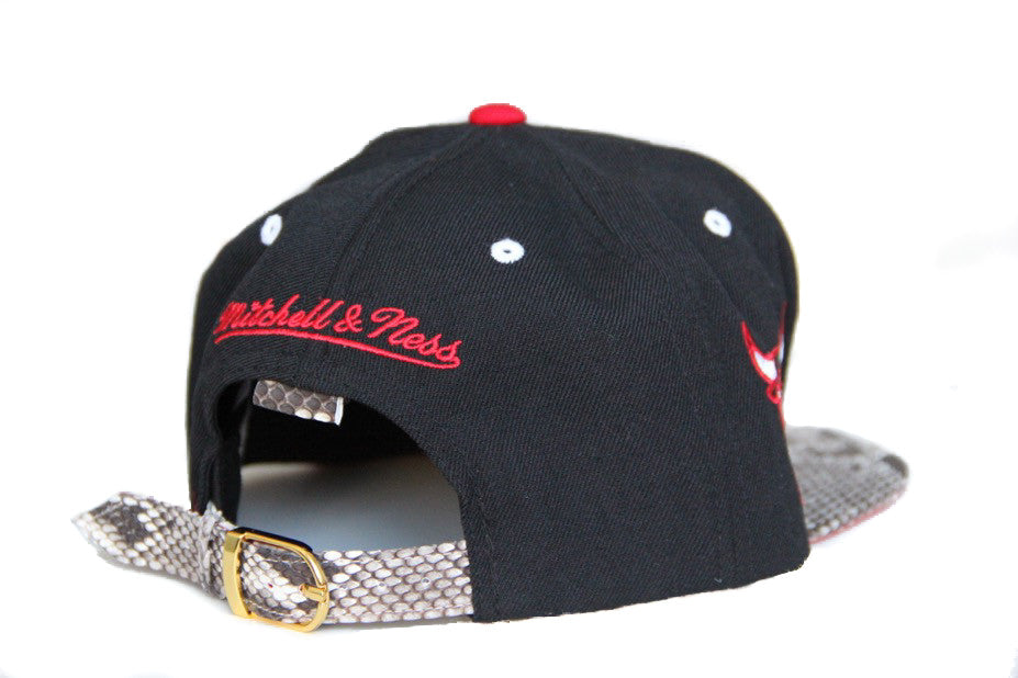 Custom Mitchell & Ness Chicago Bulls The Script Natural Strapback