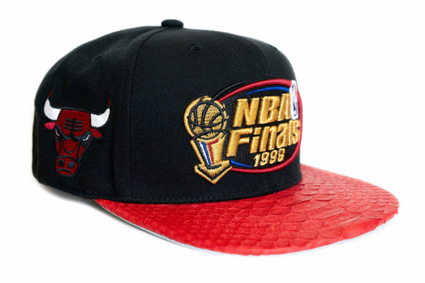 HATSURGEON x Mitchell & Ness Chicago Bulls 1998 The Finals Black/Red Strapback