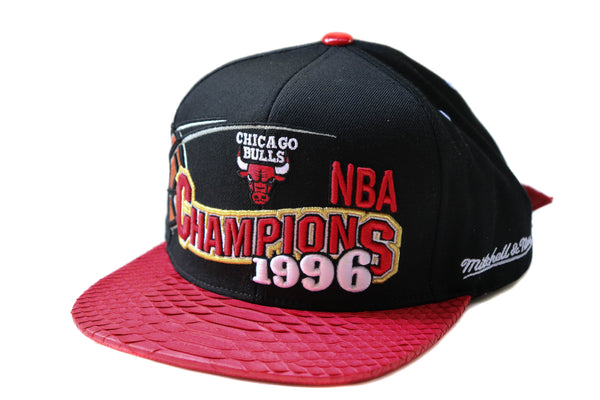 HATSURGEON x Mitchell & Ness Chicago Bulls 1996 Finals 3Peat Strapback